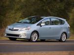Toyota Prius MPV v 2011 года